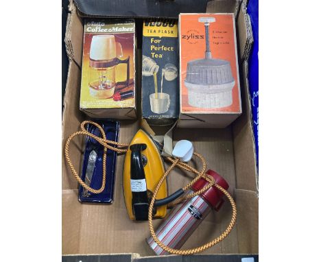RETRO IRON, PINKING SHEARS, COFFEE MAKER, TEA FLASK & 1 OTHER