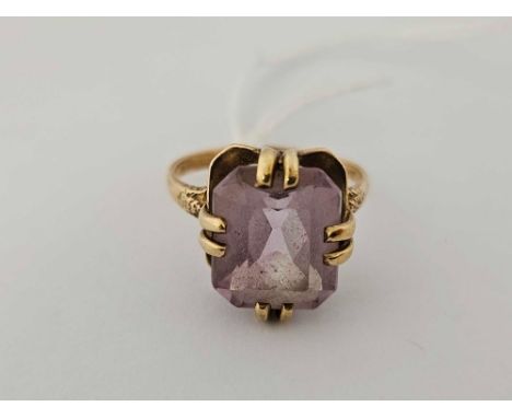 9ct CITRINE RING, SIZE 'P', 3.66g