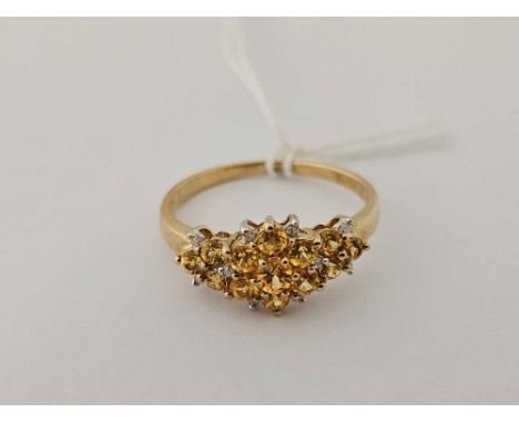 9ct PINK STONE CLUSTER RING, SIZE 'T', 2.6g