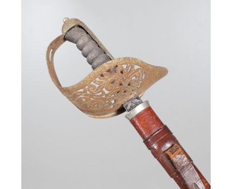 With an 82 cm tapering, pointed blade with etched decoration including George V monogram. With broad guard with GRI for India