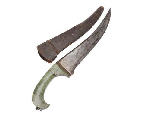 A Pesh Kabz type dagger with a 30 cm curved blade with pointed tip and partial central raised spine and 'T' shaped back, on a