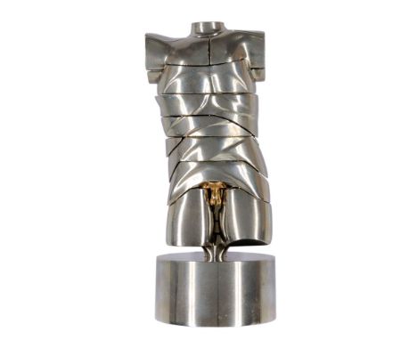 Berrocal, Miguel. Mini-David. Puzzle-Skulptur, bestehend aus 22 Elementen aus vernickeltem Aluminium, davon ein Ring mit eing