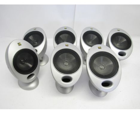 Hi-fi - A set of seven Kef SP3375 wall mounting surround sound speakers