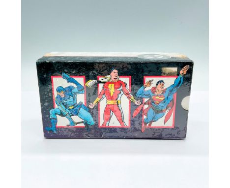 Factory sealed, unopened vintage card box. Contains 180 cards, plus 10 hall of fame hologram cards. This item has its origina