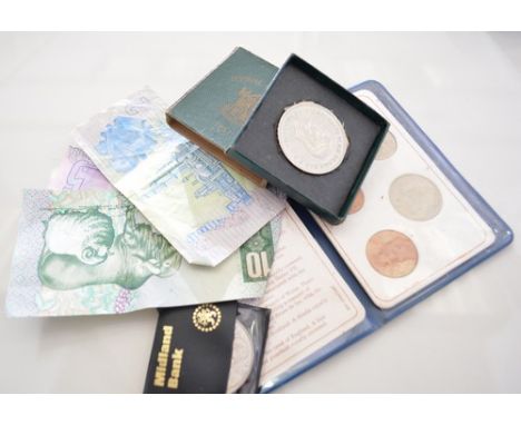 Festival of Britain commemorative crowns, other commemorative crowns, Britain's first decimal coins, plastic set etc.