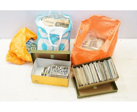 Collection of assorted ephemera to include travel postcards dating from early to late 20th Century, selection of cigarette ca