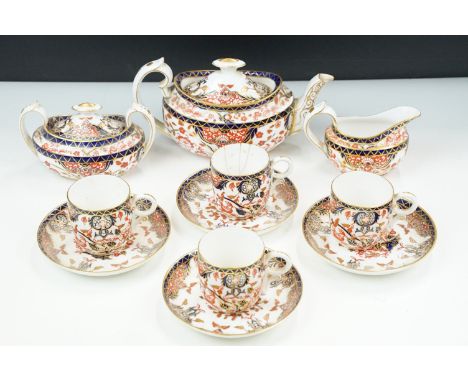 Royal Crown Derby traditional Imari pattern tea set to include teapot, milk jug, lidded handled sugar dish and four cups and 