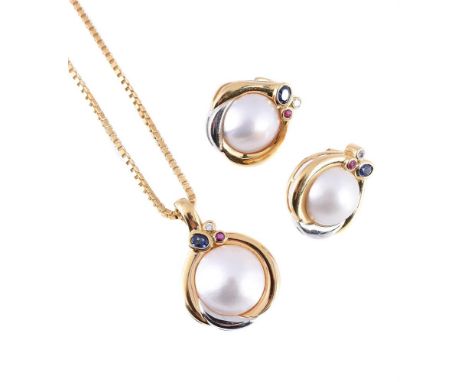 
	
		A MAB&#201; PEARL AND GEM SET PENDANT AND A PAIR OF EARRINGS 
		Each set with a cultured mab&#233; pearl within a polish