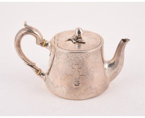 
	
		Y&nbspA VICTORIAN SILVER TEA POT
		WILLIAM MOULSON, LONDON 1846
		With a melon finial to the C-scroll engraved flat cove