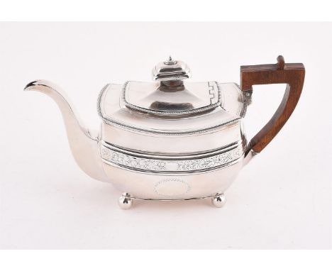 
	
		A GEORGE III SILVER OBLONG TEA POT
		DUNCAN URQUHART &amp; NAPHTALI HART, LONDON 1808
		With a moulded spreading oblong 