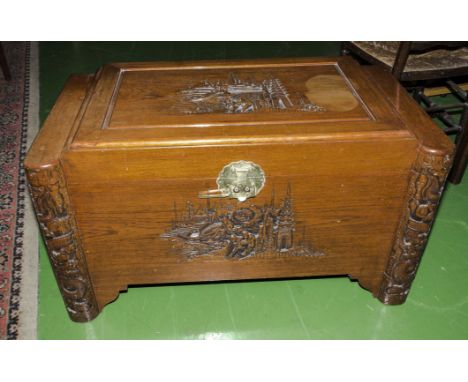  A vintage Chinese blanket box