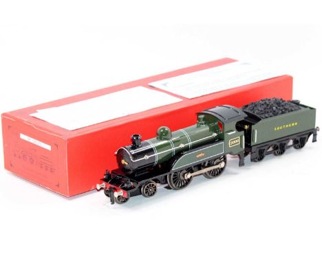 ACE Trains E/3 Freelance 4-4-0 loco &amp; tender ‘Celebration class 2006’ Southern, lined green (NM-BE) a few scuffmarks to l
