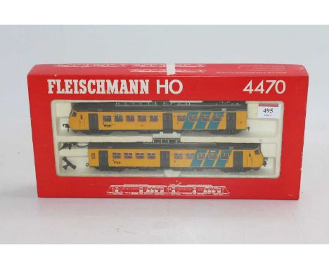 Fleischmann H0 4470 Nederlandse Spoorwegen 2-car EMU, yellow &amp; blue, with pantograph (NM-BNM)