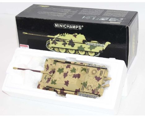 Minichamps model No. 019022 1/35 scale diecast model of a West Front 1994 Jagdpanther Panzer Kampfwagen V housed in the origi