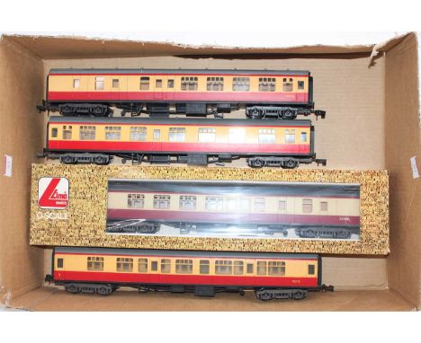 Four Lima 0 gauge bogie coaches: 2 x BR red &amp; cream 1st/2nd 152118 and two br/2nd 34100 (one BE) All (E) but a little dus