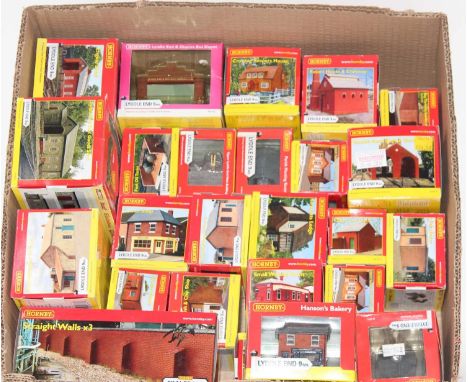 27 boxed Hornby N Gauge Lyddle End Building and Lineside Accessories, all in original boxes, examples to include Hansons Bake