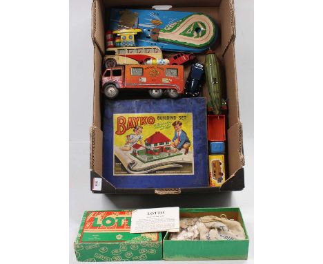 Collection of various vintage tinplate toys, Dinky Toy Diecast, Construction Toys and Games, mixed collection to include Mett