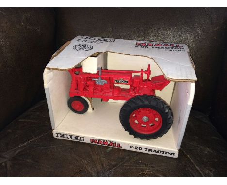 ERTL - FARMALL F-20 (437) SCALE 1:16