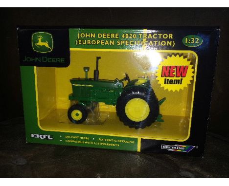 BRITAINS - JOHN DEERE 4020 - EUROPEAN SPECIFICATION (NO CAB) (40923) SCALE 1:32