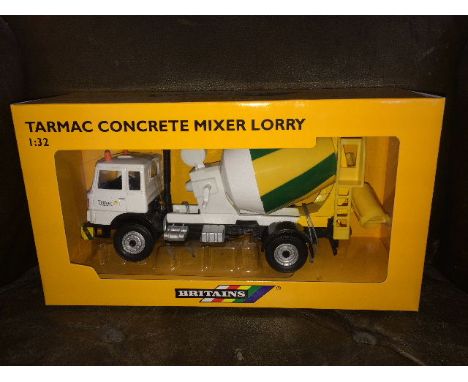 BRITAINS - TARMAC CONCRETE MIXER LORRY - YELLOW BOX (40745) 1:32 SCALE