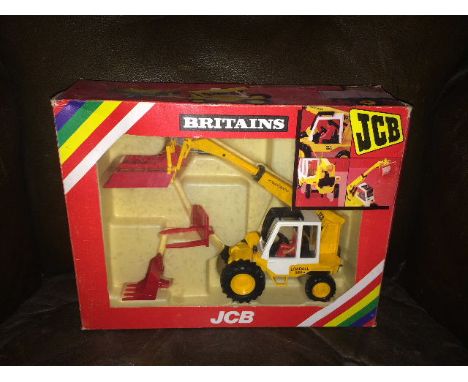 BRITAINS - JCB LOADALL - RAINBOW BOX (9519) 1:32 SCALE