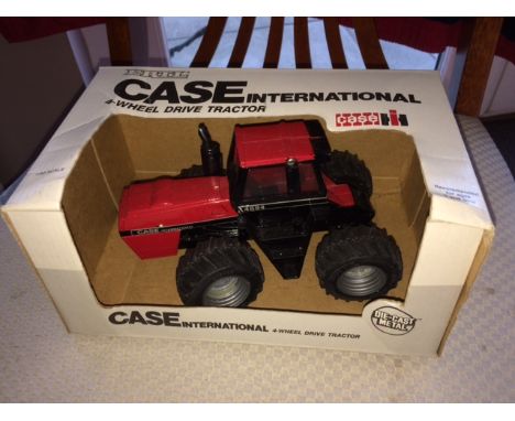 ERTL - CASE INTERNATIONAL 4894 SCALE 1:32 (222)