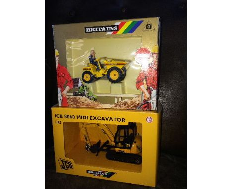 BRITAINS - TIPPING DUMP TRUCK (9919) & JCB 8060 MIDI EXCAVATOR - JCB BOX (42318) BOTH 1:32 SCALE