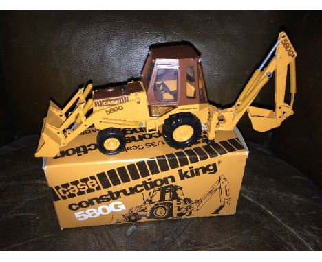 CONRAD - GERMAN - CASE 580G - BACKHOE LOADER (NO EXHAUST) SCALE 1:35