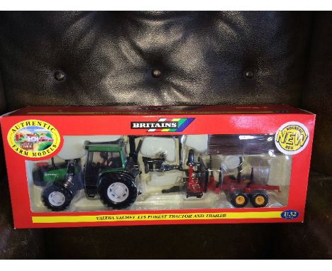 BRITAINS - BRITAINS - VALTRA VALMET 115 FOREST TRACTOR & TRAILER (09461) 1:32 SCALE