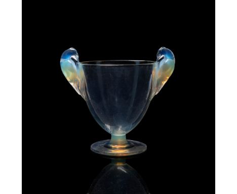 RENÉ LALIQUE (FRENCH 1860-1945) ORNIS VASE, NO. 976 designed 1926 opalescent wheel-engraved R. LALIQUE FRANCE, engraved No. 9