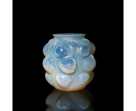 ‡ RENÉ LALIQUE (FRENCH 1860-1945) TULIPES VASE, NO. 995 designed 1927 opalescent and blue stained engraved R. Lalique France 