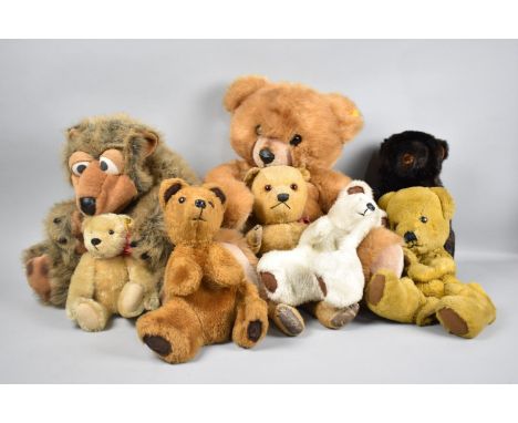 A Collection of Various Vintage Teddybears to include 1980s Steiff (24" and 10"), 1950s Vintage Bear, Merrythought and Other 