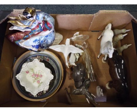 A good mixed lot to include a limited edition Franklin Mint entitled The Snow Princess #M4696, appears mint, two Lladro figur