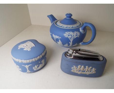 Wedgwood Jasperware - three pieces comprising a lidded teapot, a covered trinket box and a table lighter [3] - Est £20 - £30