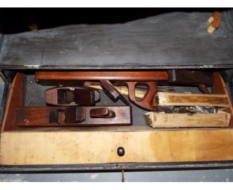 A vintage wooden tool chest containing a quantity of good quality vintage wooden planes and various other hand tools, approxi