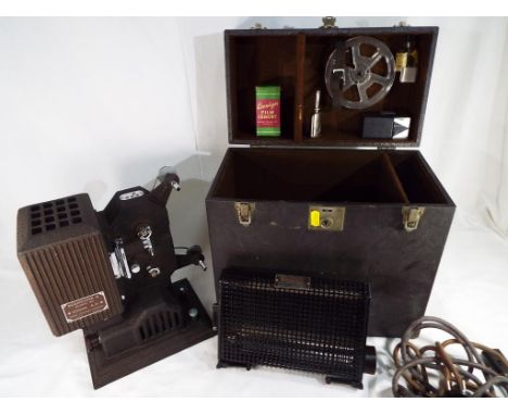 A Kodascope 8 model 80, Kodak - A.G. with accessories in original case