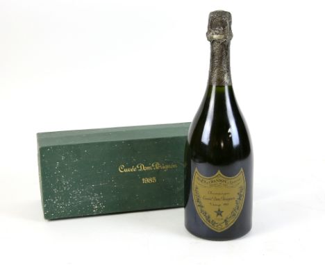 1 bottle of 1985 Dom Perignon Moet et Chandon Champagne, in presentation box