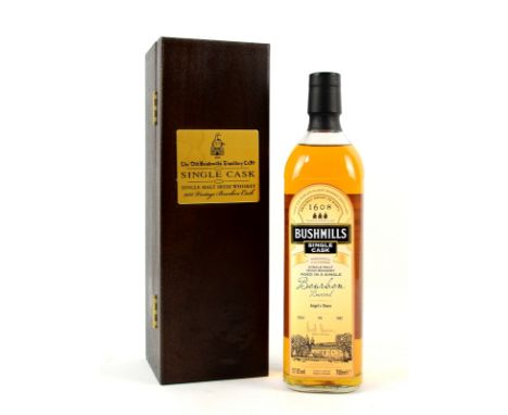Bushmills Single Cask 'Angel's Share', Single Malt Irish Whiskey, Cask number 18552, bottle number 195, distilled in 1982, 70