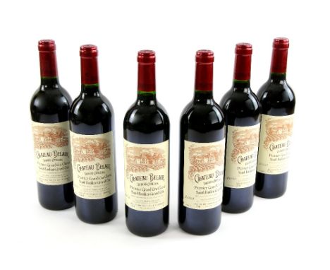 6 bottles of Chateau Belair Saint Emilion, 2000 vintage red wine, sealed in original wooden case (6). Previously stored in Wi