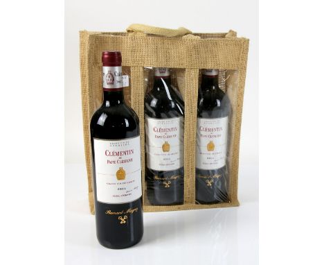 3 bottles of Chateau de Pape Clement Pessac-Leognan, 2014 vintage red wine, in presentation bag (3)