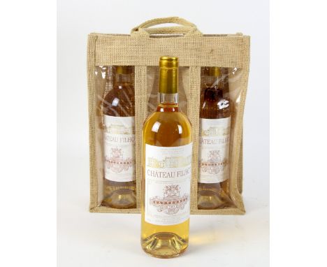 3 bottles of Sauternes Wine, Chateau Filhot, 2009 vintage, in presentation bag (3)