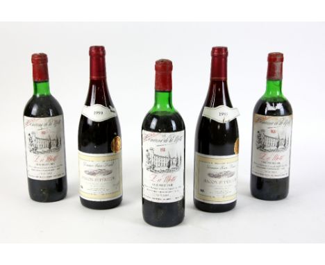 5 bottles of red wine to include: 4 bottles of Domaine de la Motte 1976, 2 bottles of Domaine Ruere-Lenoir Macon Superieur 19