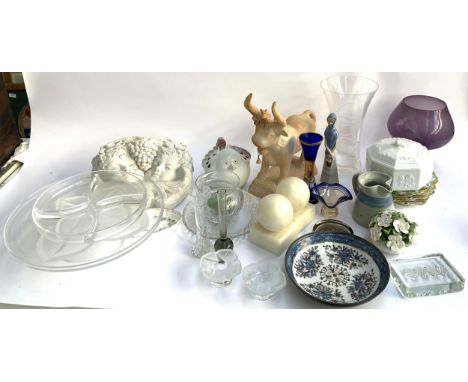 A mixed lot to include various glass and ceramics, cherub wall planter, alabaster book ends, spill vases etc 