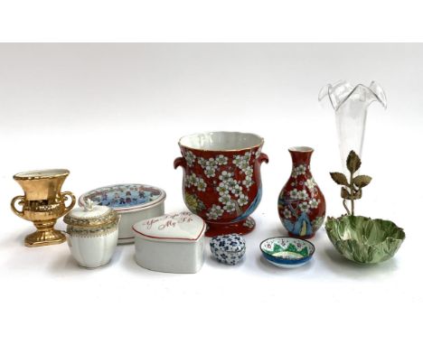 A mixed lot of ceramics to include Villeroy &amp; Boch 'Naif Christmas' lidded pot, Chinese planter and vase, Mustardseed &am