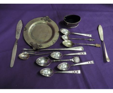 A small selection of plated ware including tea spoons, salt, trinket plate etc