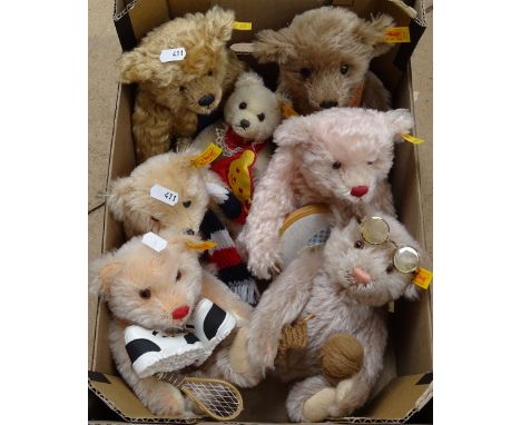 7 Steiff teddy bears 