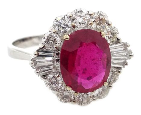 18ct white gold ruby and diamond cluster ring, stamped 750, ruby approx 2 carat, diamonds approx 0.9 carat Condition Report s