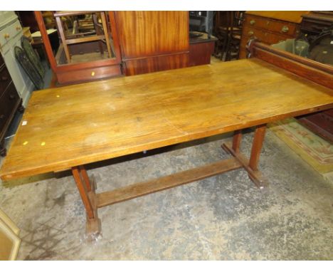 A VINTAGE OAK / PLY SCHOOL TYPE REFECTORY TABLE, H 77 CM, L 185 CM