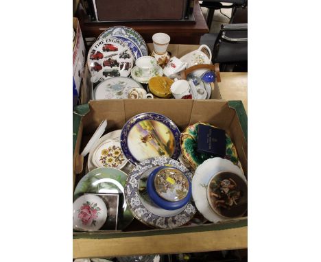 TWO TRAYS OF ASSORTED CERAMICS TO INCLUDE ROYAL WORCESTER, ROYAL ALBERT, HAND PAINTED CABINET PLATES ETC. 