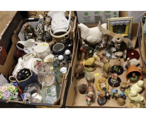 A TRAY OF CERAMIC AND RESIN BIRD FIGURES, TOGETHER WITH A TRAY OF ASSORTED CERAMICS TO INCLUDE WEDGWOOD AND COALPORT EXAMPLES